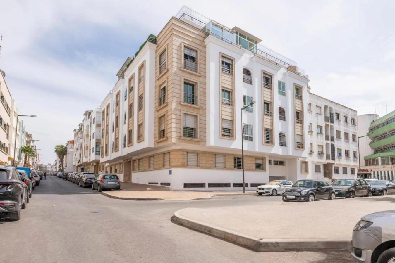 Apartment With Parking In Rabat Central Location 外观 照片